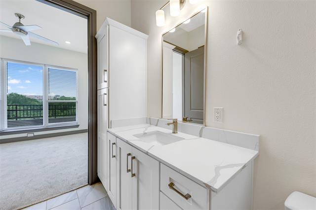 Building Photo - 2700 Old Denton Rd