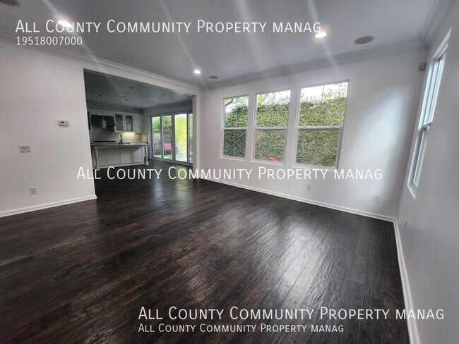 Building Photo - 43 Los Indios