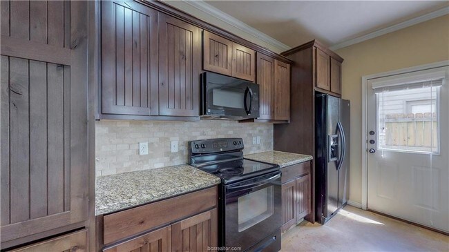 Building Photo - 3357 Keefer Loop