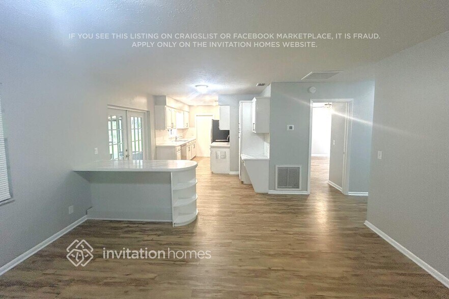 Building Photo - 270 Van Gogh Cir