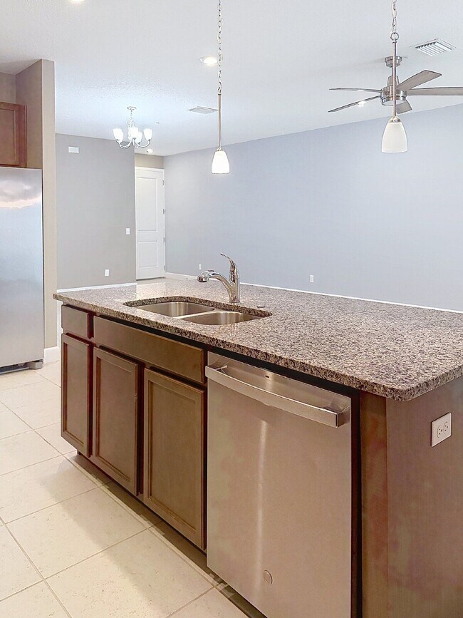 Building Photo - 936 Grand Wildmere Cove