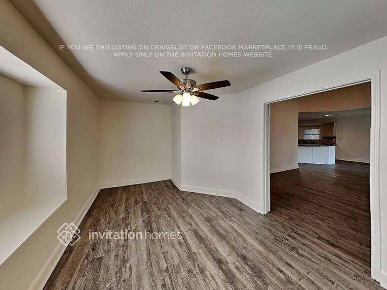 Building Photo - 921 Mockingbird Dr