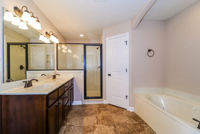 Building Photo - 5357 Conifer View Ln