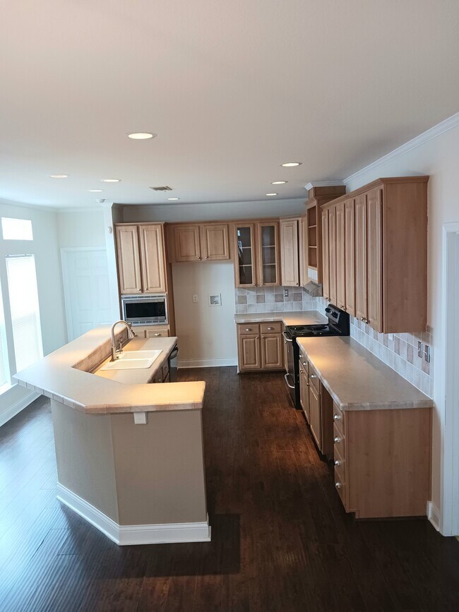 Building Photo - 1526 Sea Oak Dr