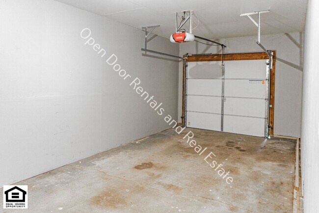 Building Photo - 113 Miller Rd