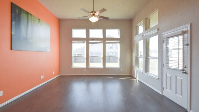Building Photo - 613 Palmilla St
