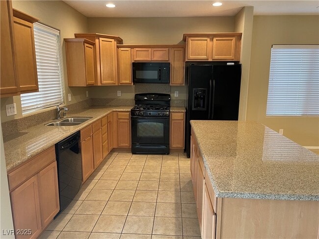 Building Photo - 10721 Arusha Ave