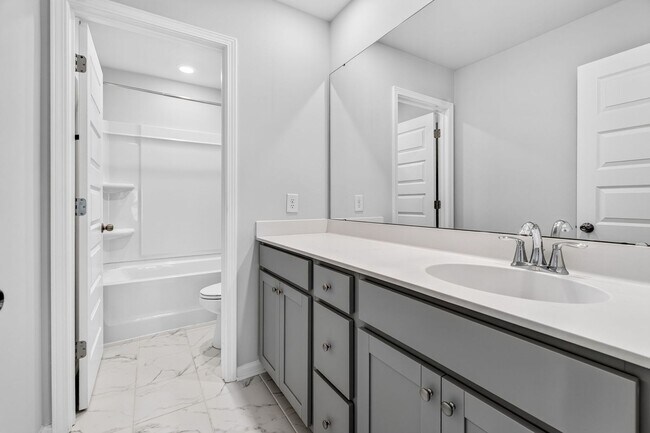 Building Photo - Modern Living in Summerville
