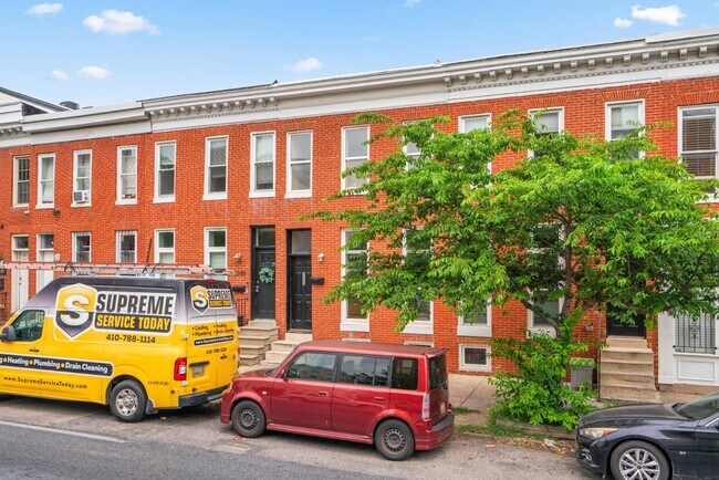 Building Photo - 2110 E Fayette St