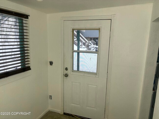 Building Photo - 18676 Amonson Rd