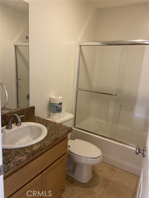 Building Photo - 2467 Taylor Ave