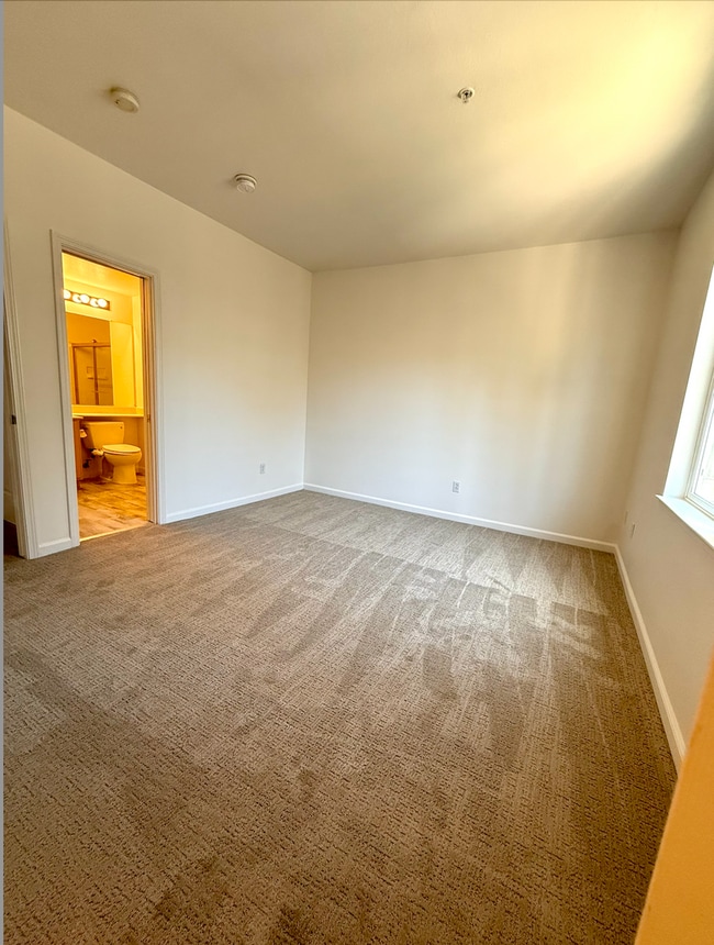 Building Photo - Parc Crossing 1 Bed 1 Bath Unit in Mountai...
