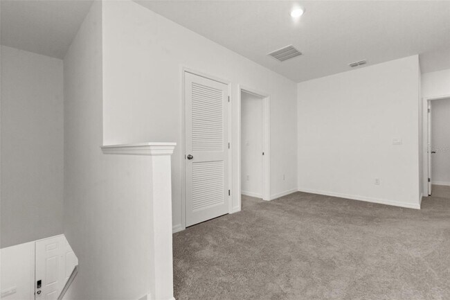Building Photo - 33301 Darley Dl Trl