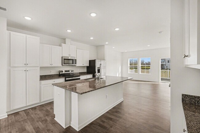 Building Photo - Built 2024 | Modern Townhome Near Fredericksburg – More Space, Better Value