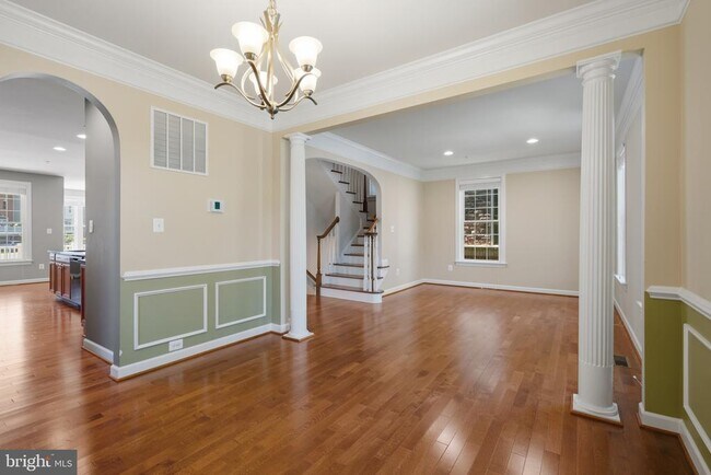 Building Photo - 493 W Watkins Mill Rd