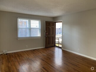 Building Photo - 1003 Lawrence Ave
