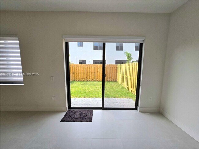 Building Photo - 34526 SW 191st Ave