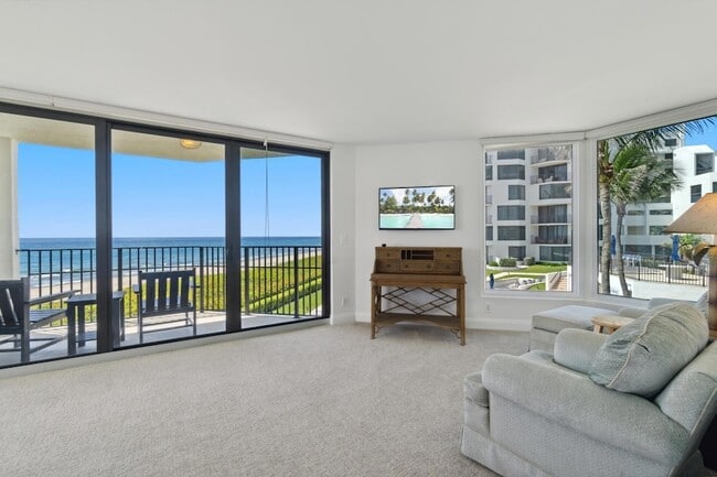 Building Photo - 2565 S Ocean Blvd