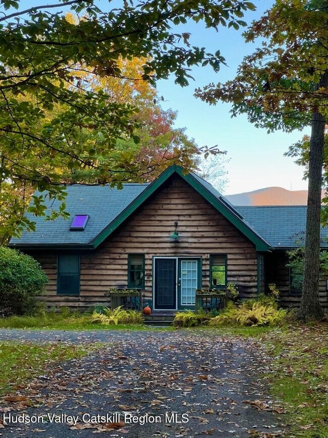 Primary Photo - 38 Sunset Ridge Rd