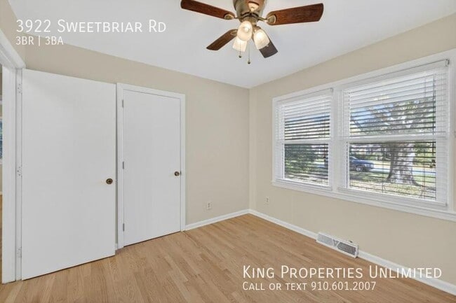 Building Photo - 3922 Sweetbriar Rd