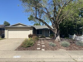 Building Photo - 2612 Mackinaw Way