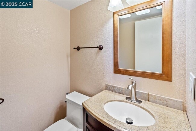 Building Photo - 1156 Tiffany Ln