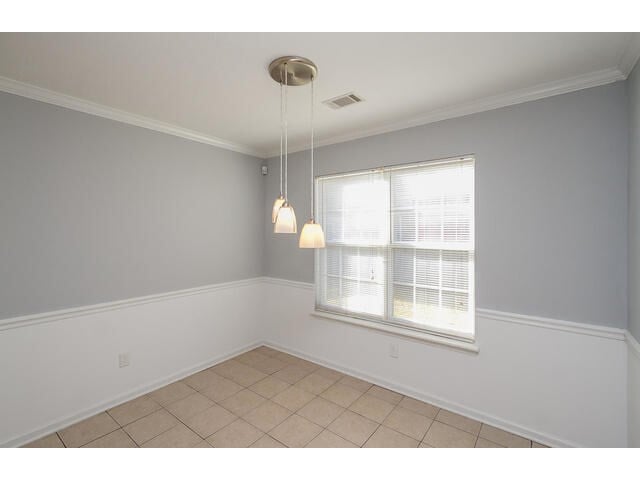 Building Photo - 7641 Pleasantville Way