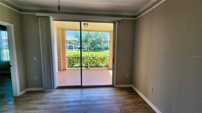 Building Photo - 4170 Central Sarasota Pkwy