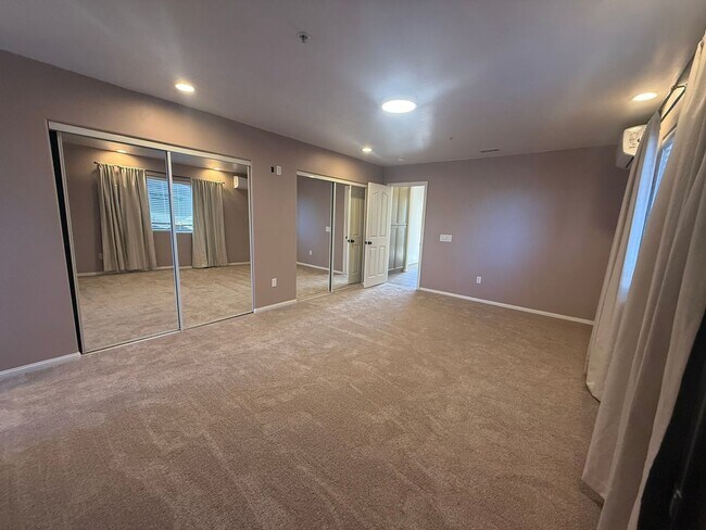 Building Photo - 4BR/2BA HOME w/ attached garage, usable land, fenced in back yard in CAMPO available!