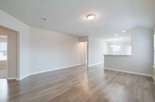 Building Photo - 125 Frederick Dr