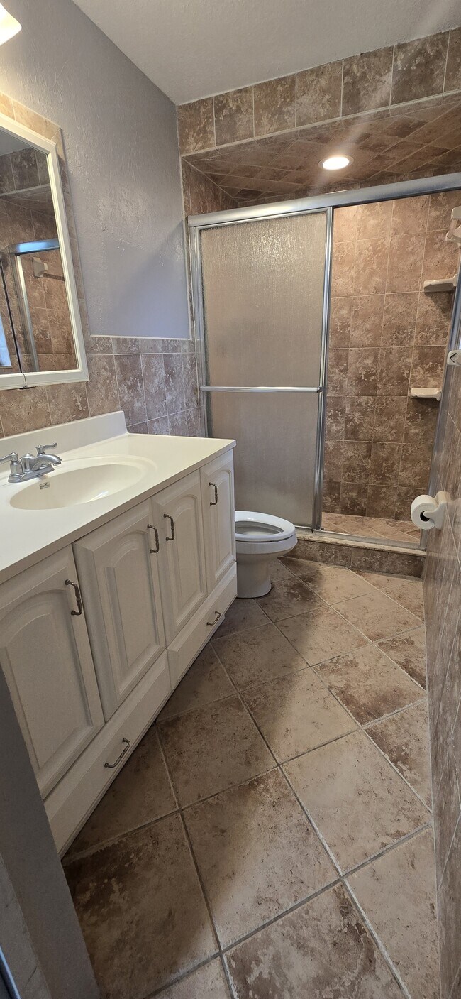 Building Photo - 2133 Hugh Edwards Dr