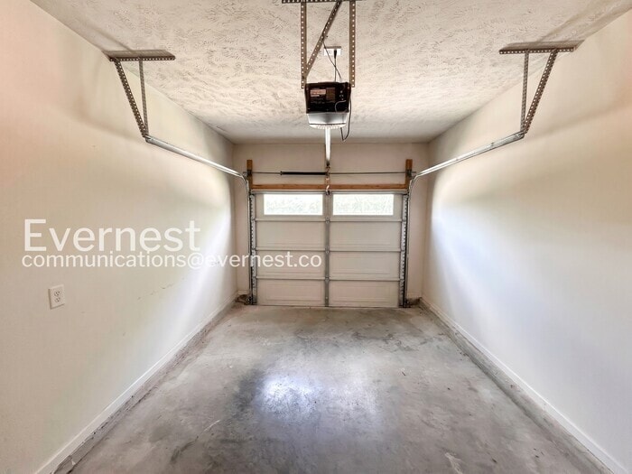 Building Photo - 212 Ansley Wy