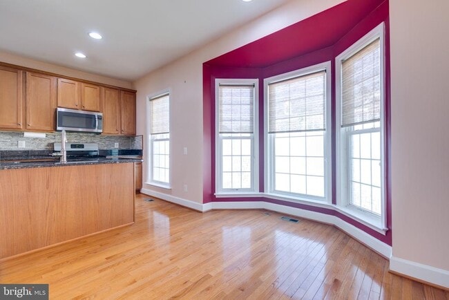 Building Photo - 2415 Terra Cotta Cir