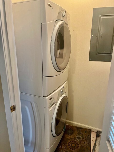 Building Photo - 200 Hamilton Oaks Dr