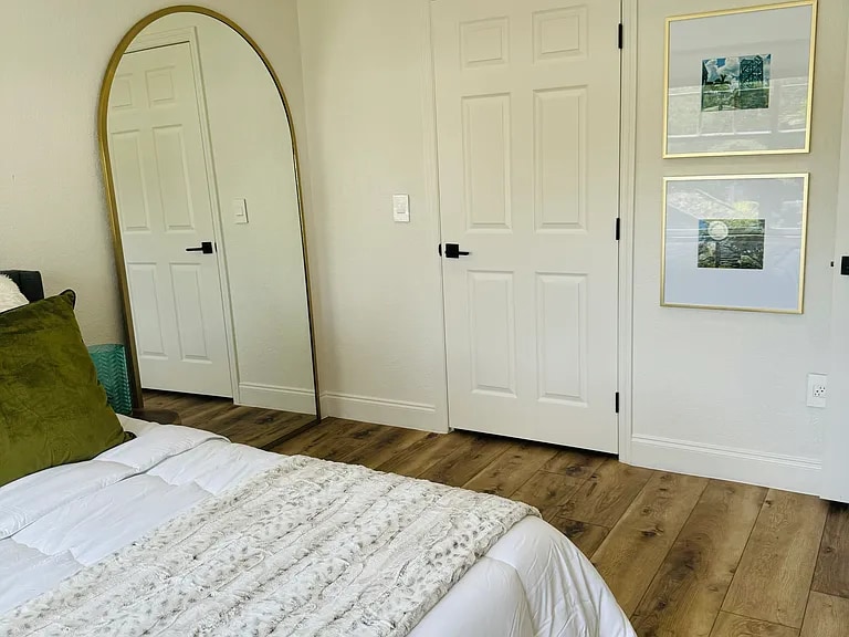 Building Photo - 800 S Dakota Ave