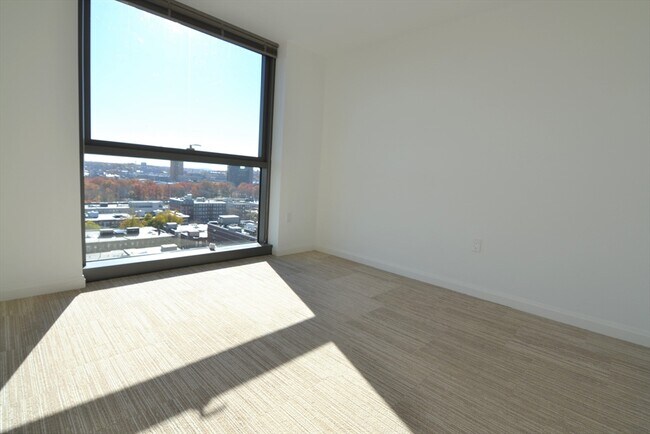 Building Photo - 1282 Boylston St