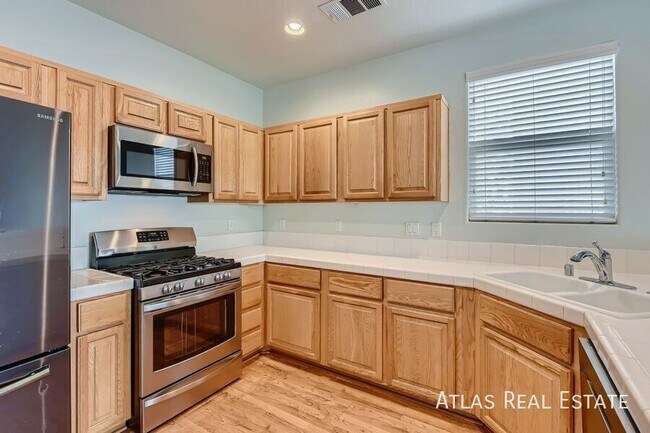 Building Photo - 9278 Shellmont Ct