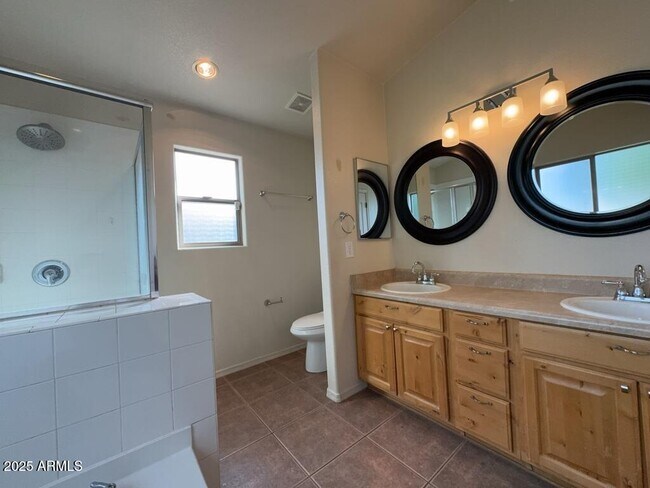 Building Photo - 4651 Big Bend St