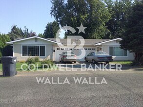 Building Photo - sim614/616