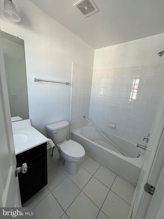 Building Photo - 17087 GIBSON Rd