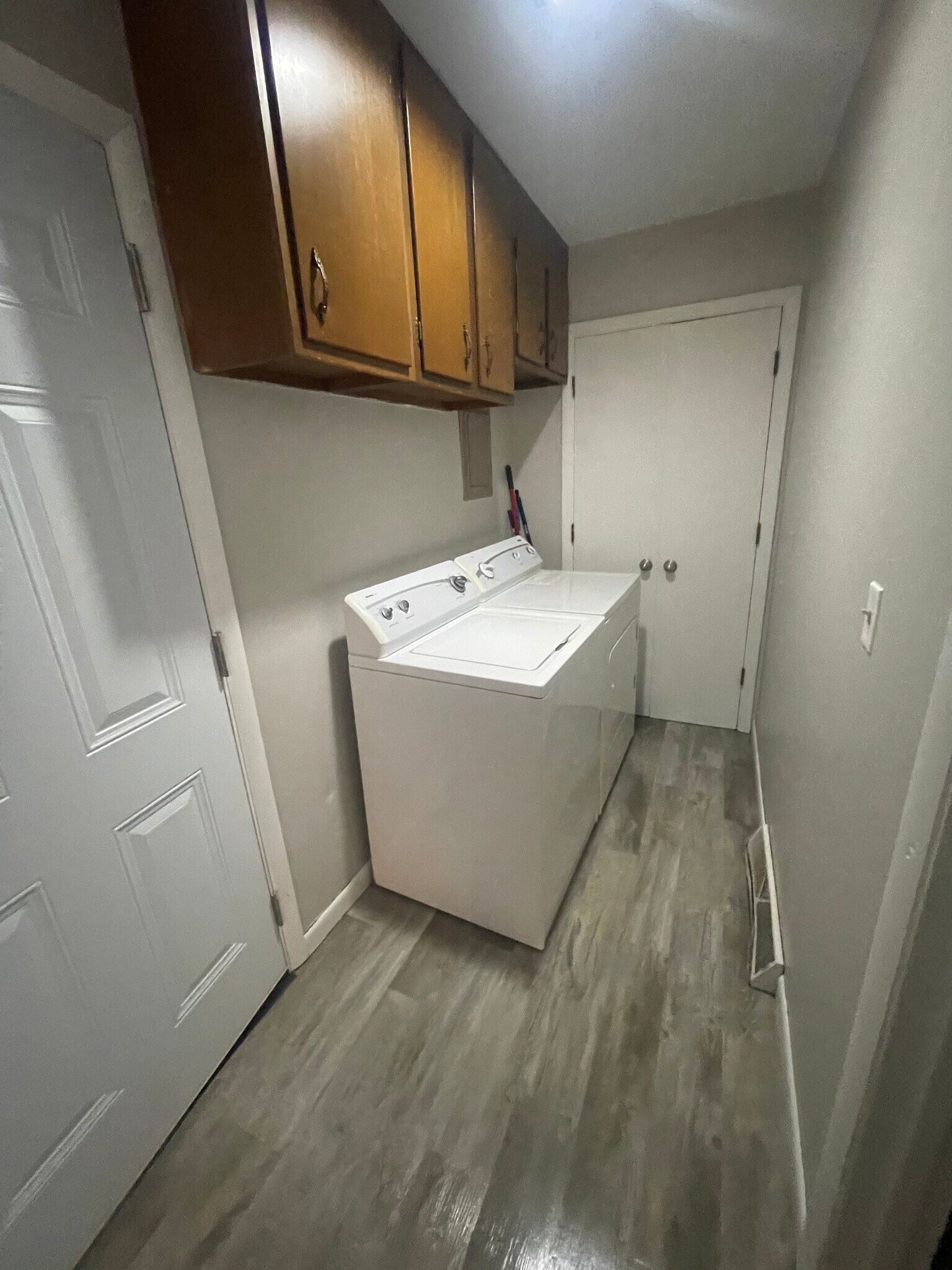 Building Photo - 1024 N Jefferson St