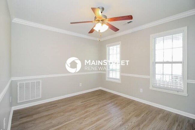 Building Photo - 288 Mallard View Ln