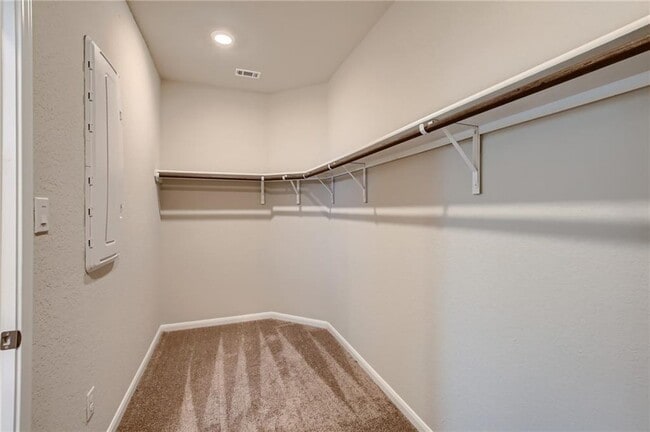 Building Photo - 2478 Moselle Ln