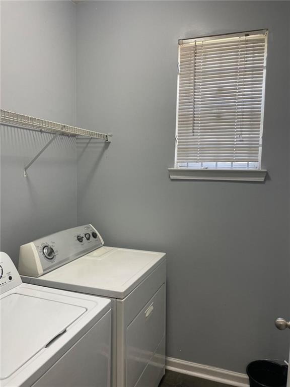 Building Photo - 6316 Ellenwood Dr