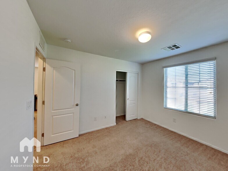 Building Photo - 7693 Lots Hills Dr