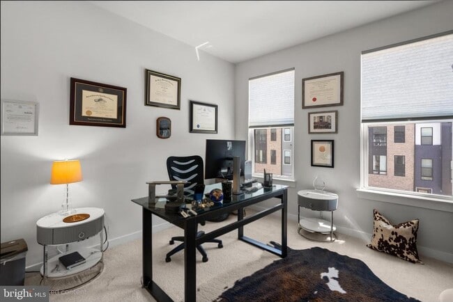 Building Photo - 619 Glenn Lk Dr