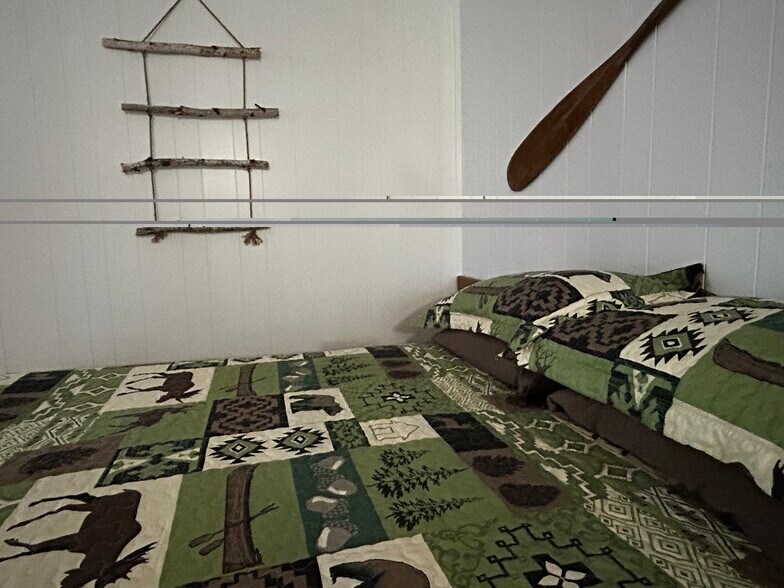 Building Photo - 302 Lake Ave