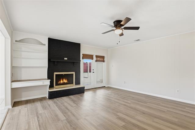 Building Photo - 1901 Wellington Dr