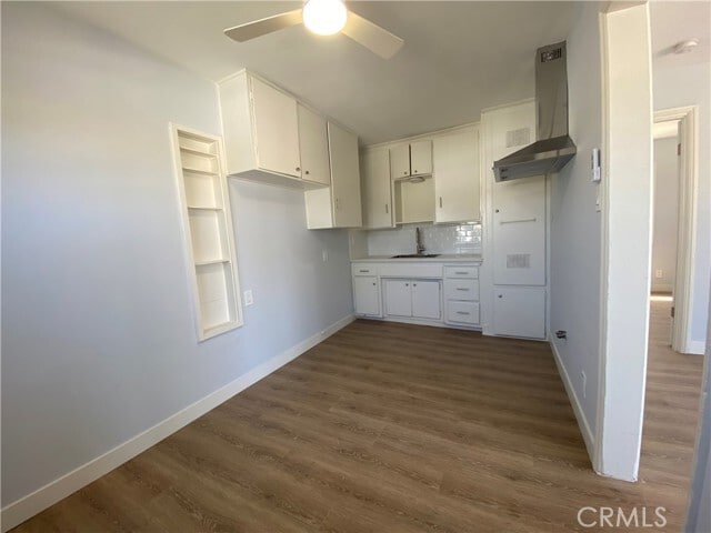 Building Photo - 506 W L St