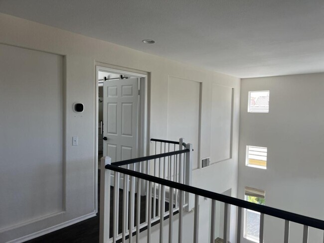 Building Photo - 29752 Camino Cristal